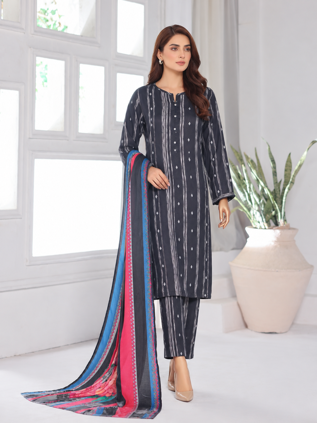 Hz Textiles Unstitched Printed Viscose Twill 3 Piece Suit HZ26UVT VT-5045 - Winter Collection