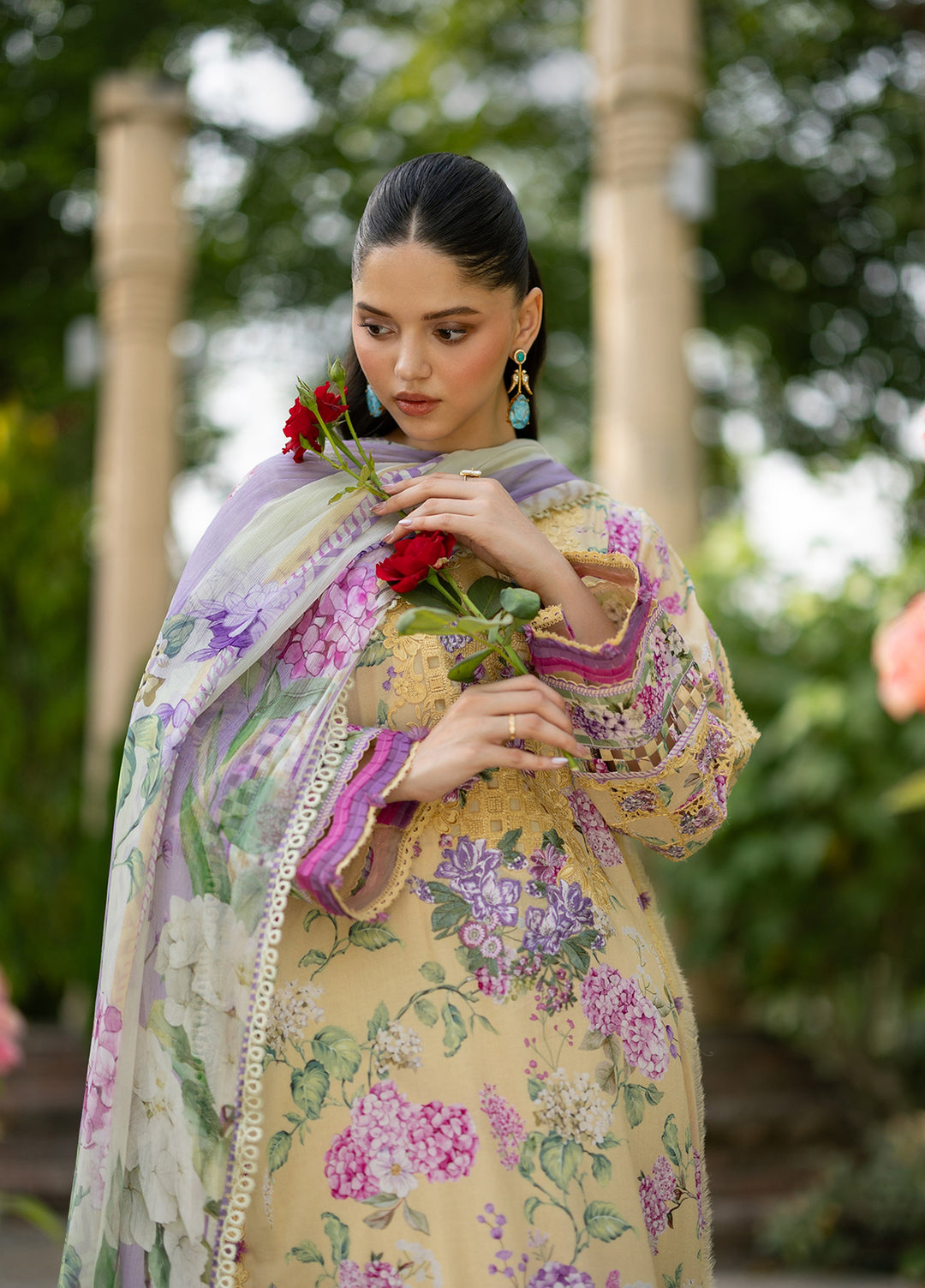 Signature by Elaf Unstitched Embroidered Lawn 3 Piece Suit EL26USLE Stella ESG-7A - Eid Collection