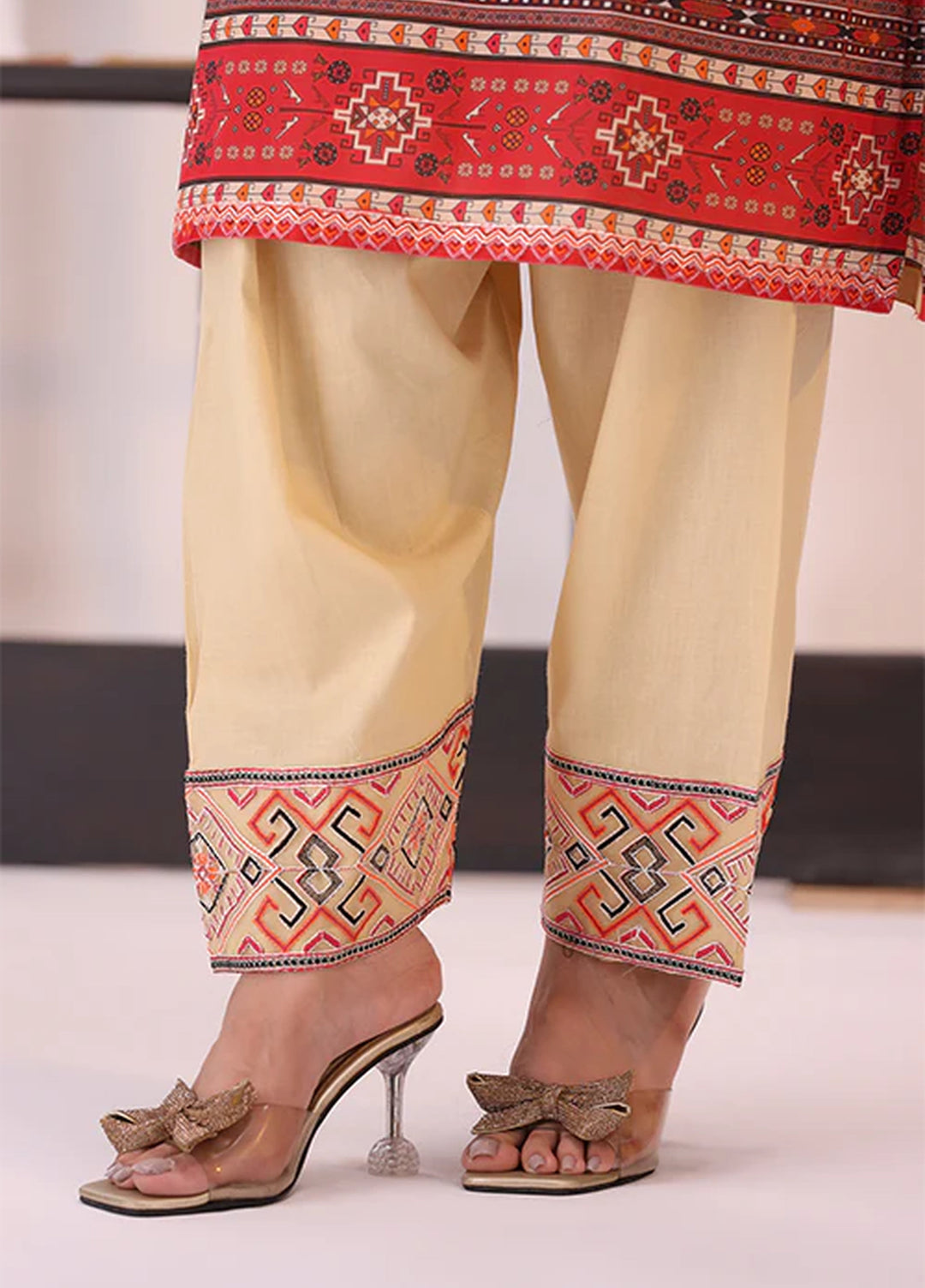 La Elise Women Unstitched Embroidered Lawn 3 Piece Suit 0001206 Nubia - Festive Collection