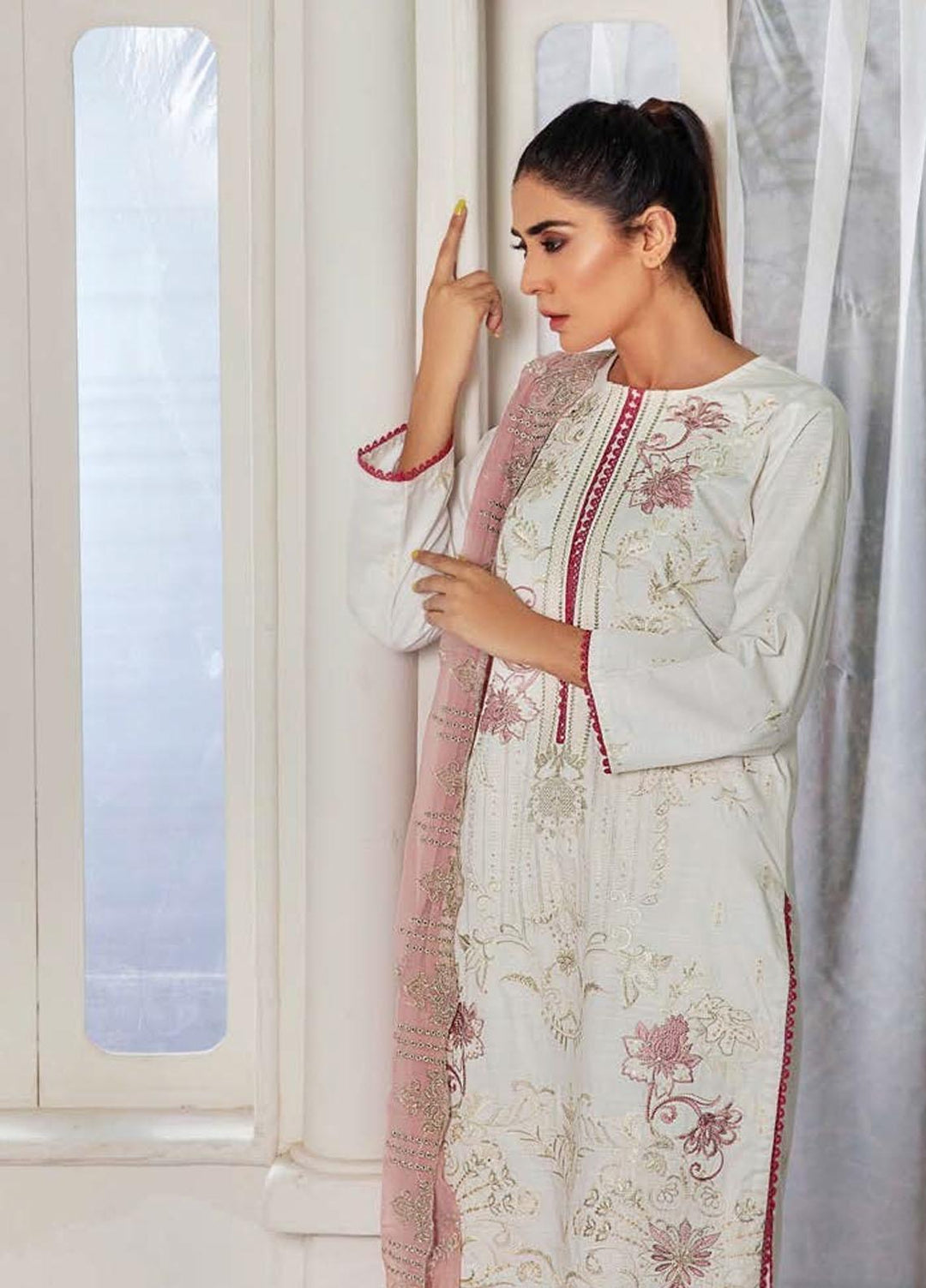 Noir By Humdum Embroidered Linen Suits Unstitched 3 Piece HD22N D-02 - Winter Collection