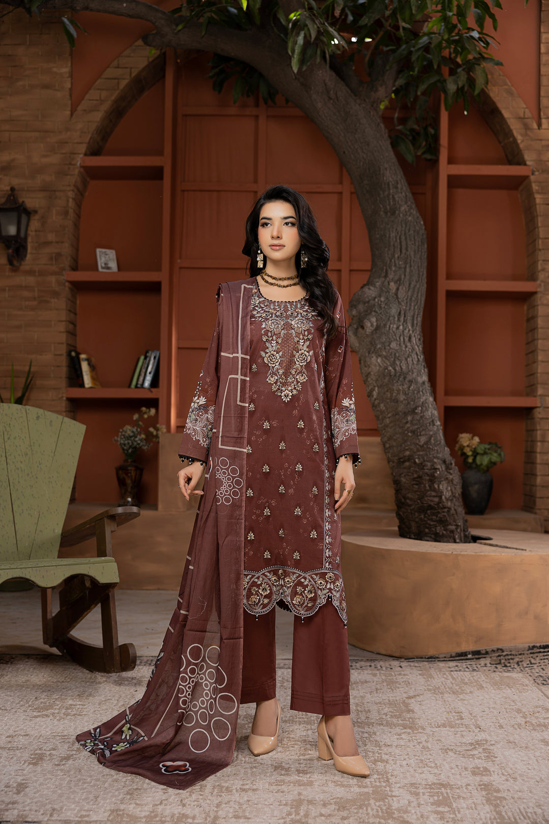 Noore Luxe by Waresha RTW Embroidered Lawn 3 Piece Suit Mah-e-Noor Festive Collection