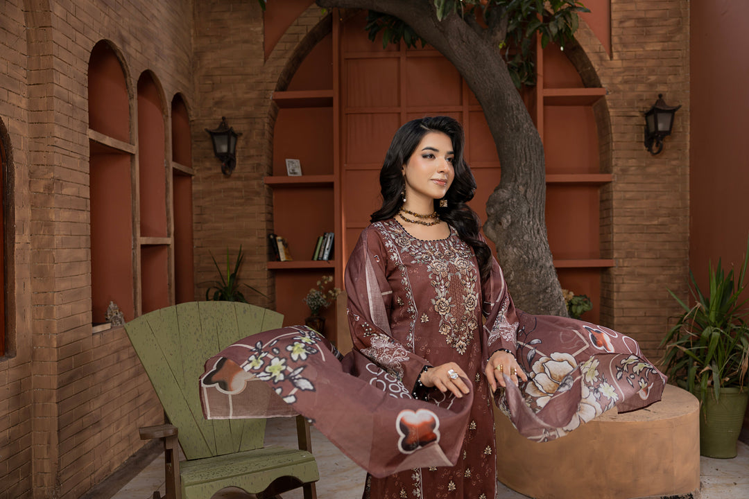 Noore Luxe by Waresha RTW Embroidered Lawn 3 Piece Suit Mah-e-Noor Festive Collection
