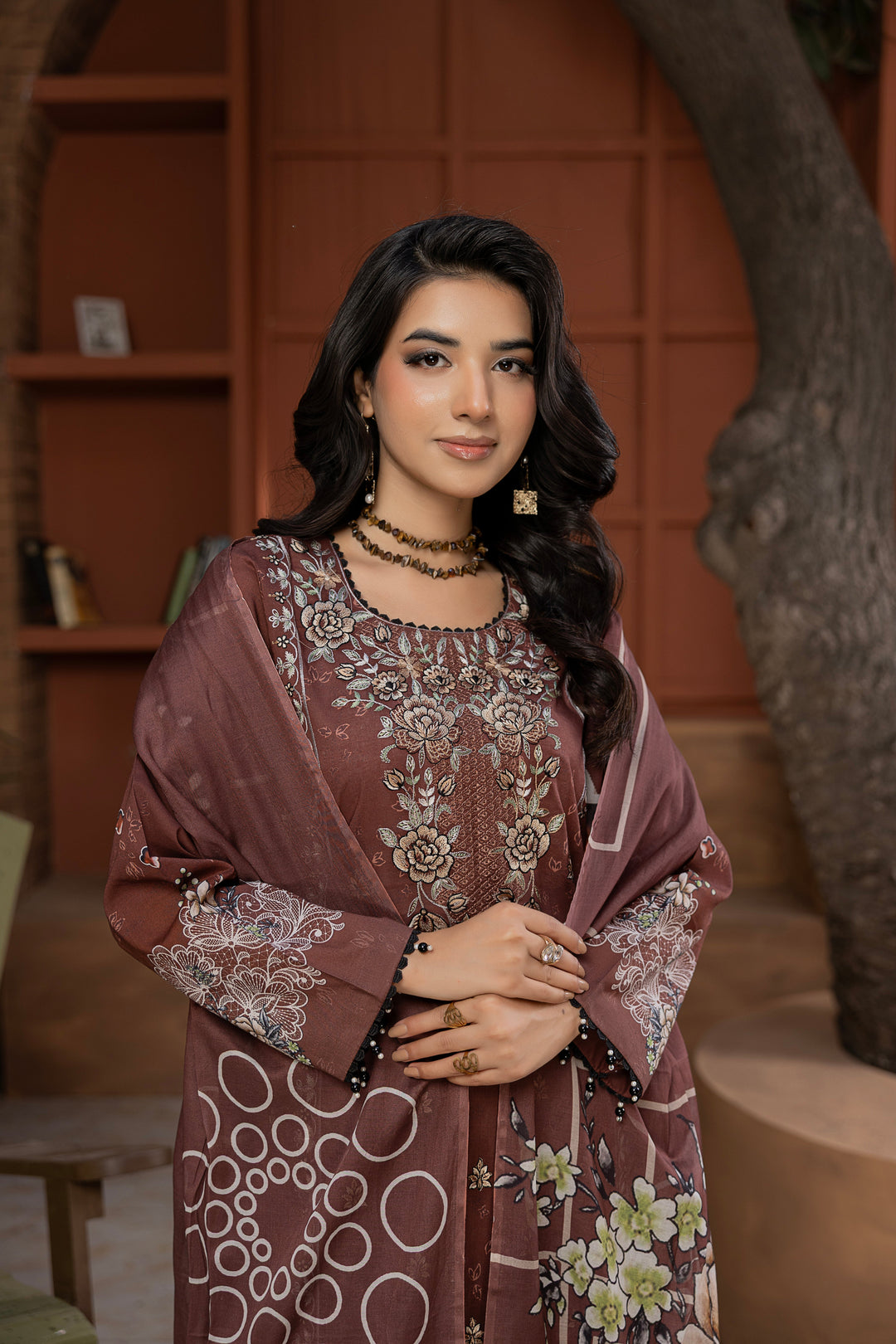 Noore Luxe by Waresha RTW Embroidered Lawn 3 Piece Suit Mah-e-Noor Festive Collection