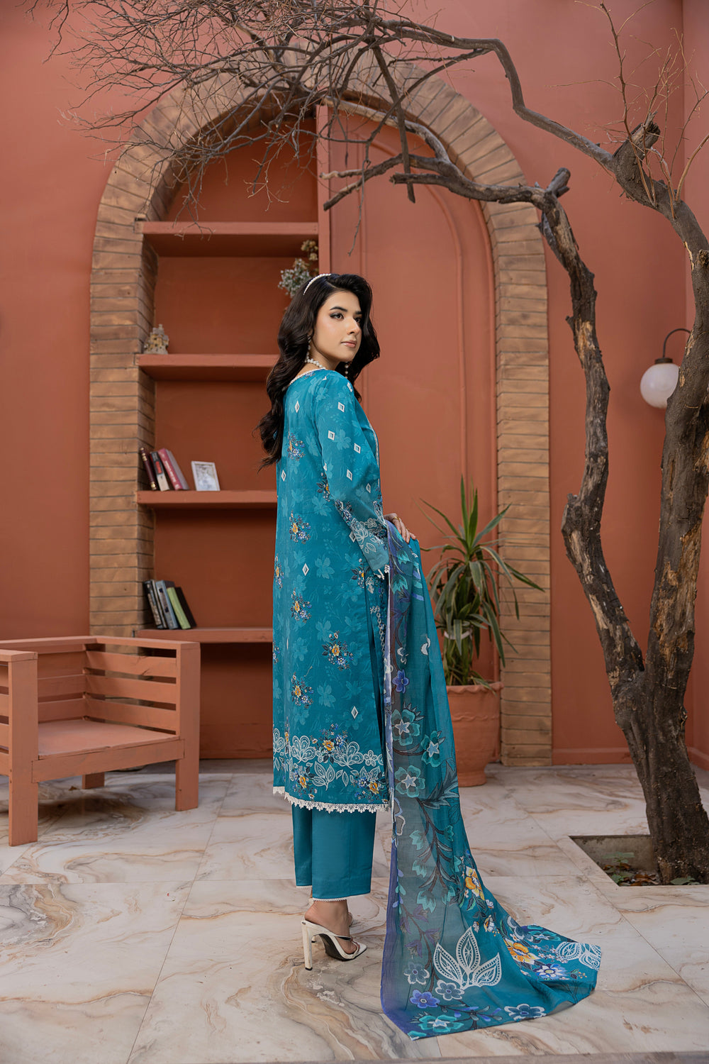 Noore Luxe by Waresha RTW Embroidered Lawn 3 Piece Suit Sahar Elan Festive Collection