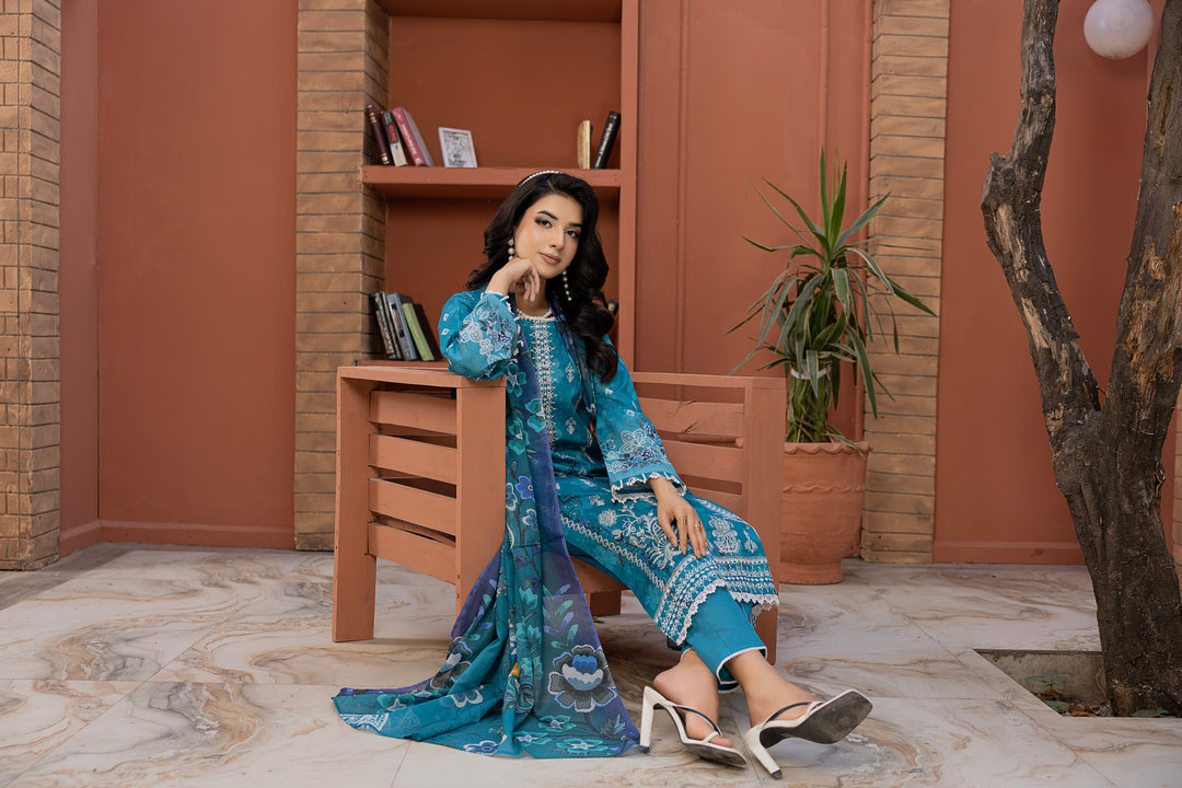 Noore Luxe by Waresha RTW Embroidered Lawn 3 Piece Suit Sahar Elan Festive Collection