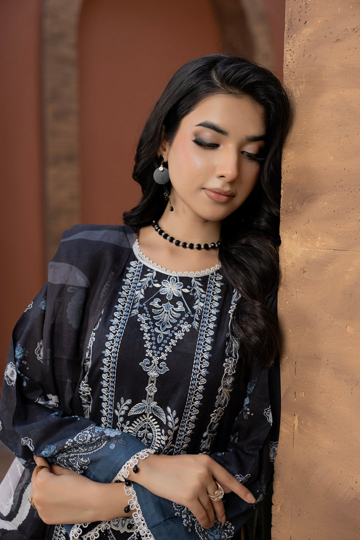 Noore Luxe by Waresha RTW Embroidered Lawn 3 Piece Suit Nooristan Grace Festive Collection