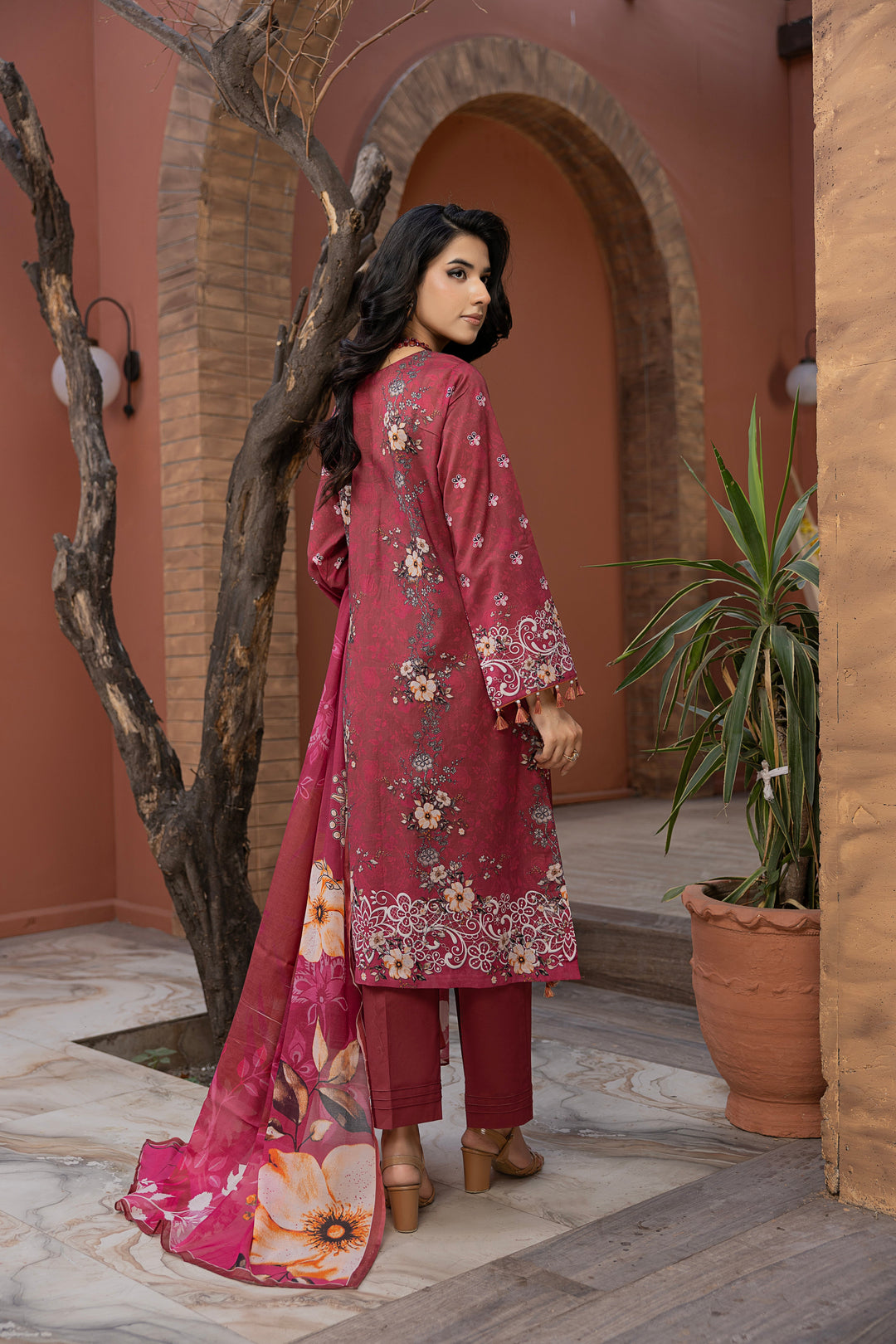 Noore Luxe by Waresha RTW Embroidered Lawn 3 Piece Suit Zarminay Luxe Festive Collection