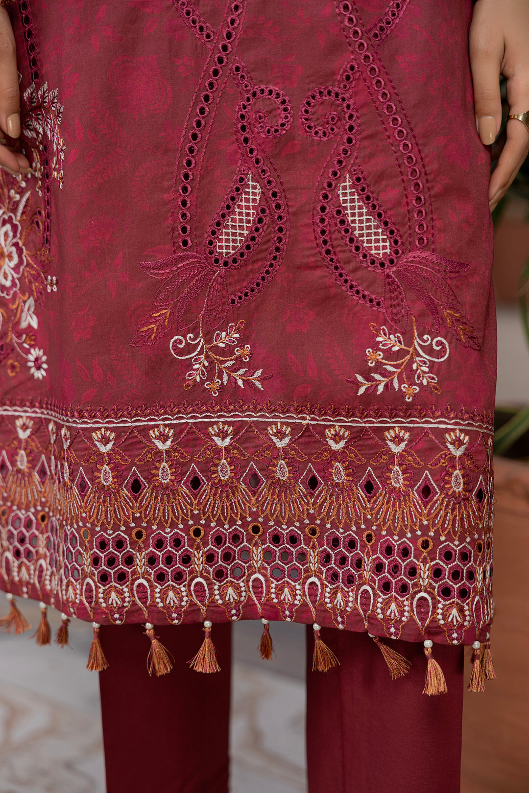 Noore Luxe by Waresha RTW Embroidered Lawn 3 Piece Suit Zarminay Luxe Festive Collection