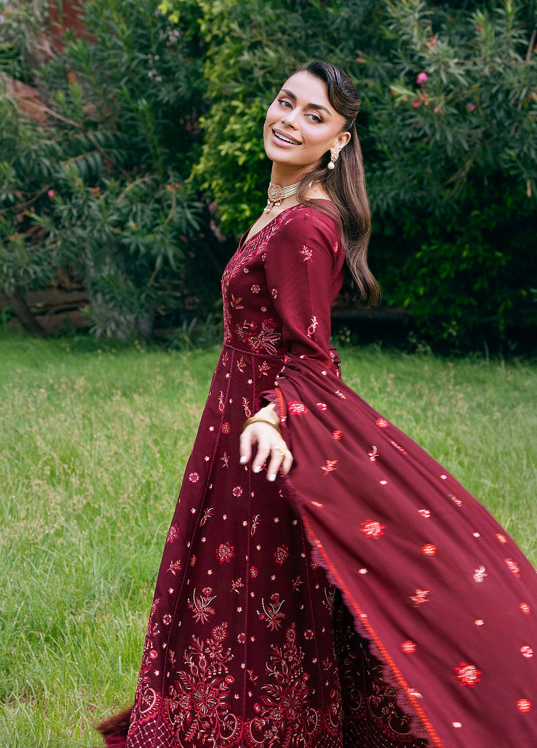 Amelia by Mahnur Unstitched Embroidered Corduroy 3 Piece Suit MN26ULW AM-11 - Winter Collection