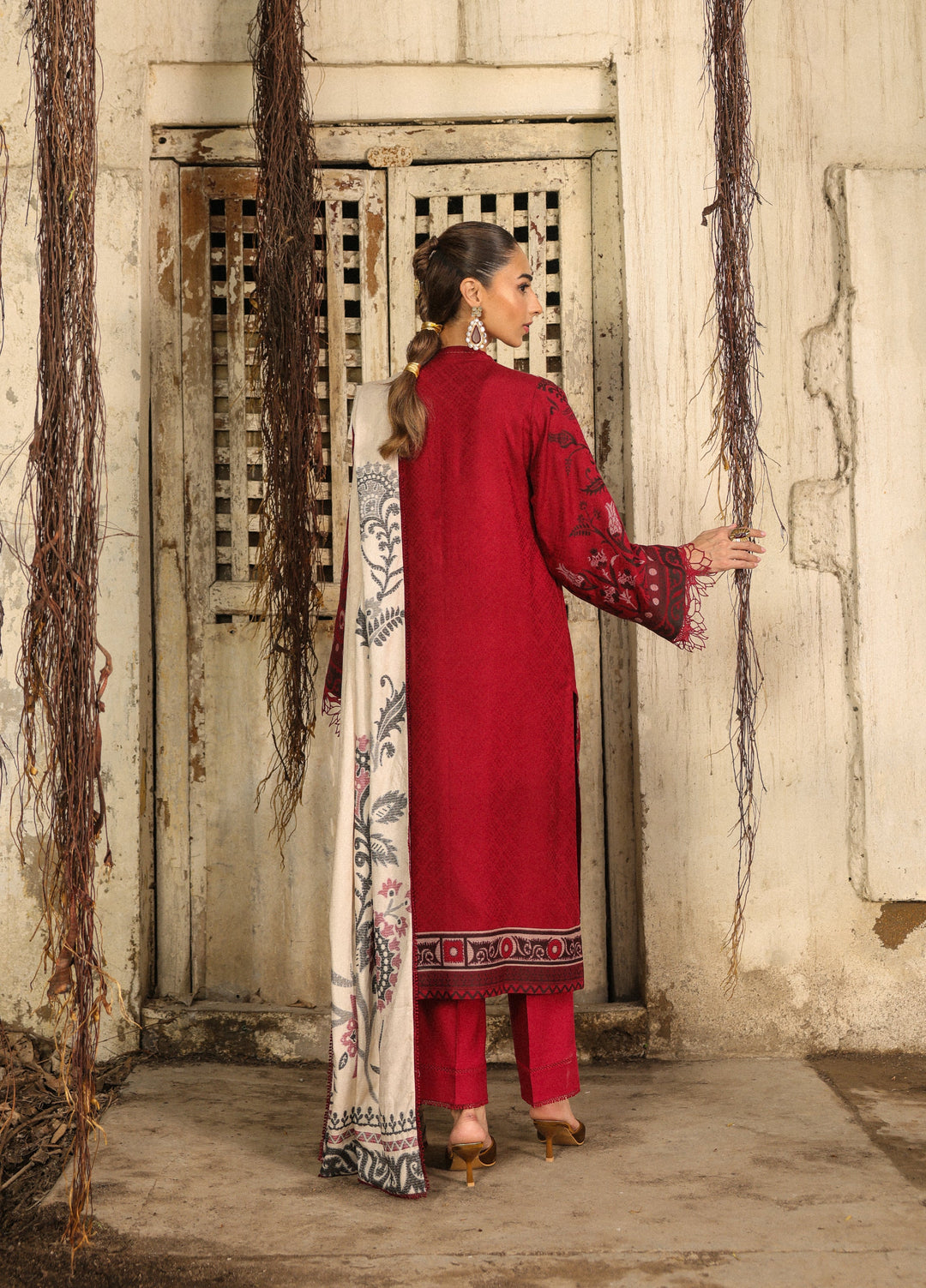 Sahar Printed Jacquard Suits Unstitched 3 Piece AW2-25-08 Eternal Rose - Winter Collection