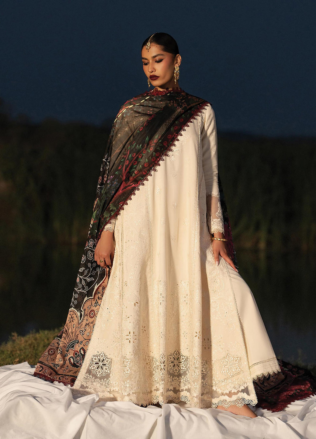Sukhan by Afrozeh Unstitched Embroidered Viscose 3 Piece Suit AF26UVS Suroor FW01251 - Winter Collection
