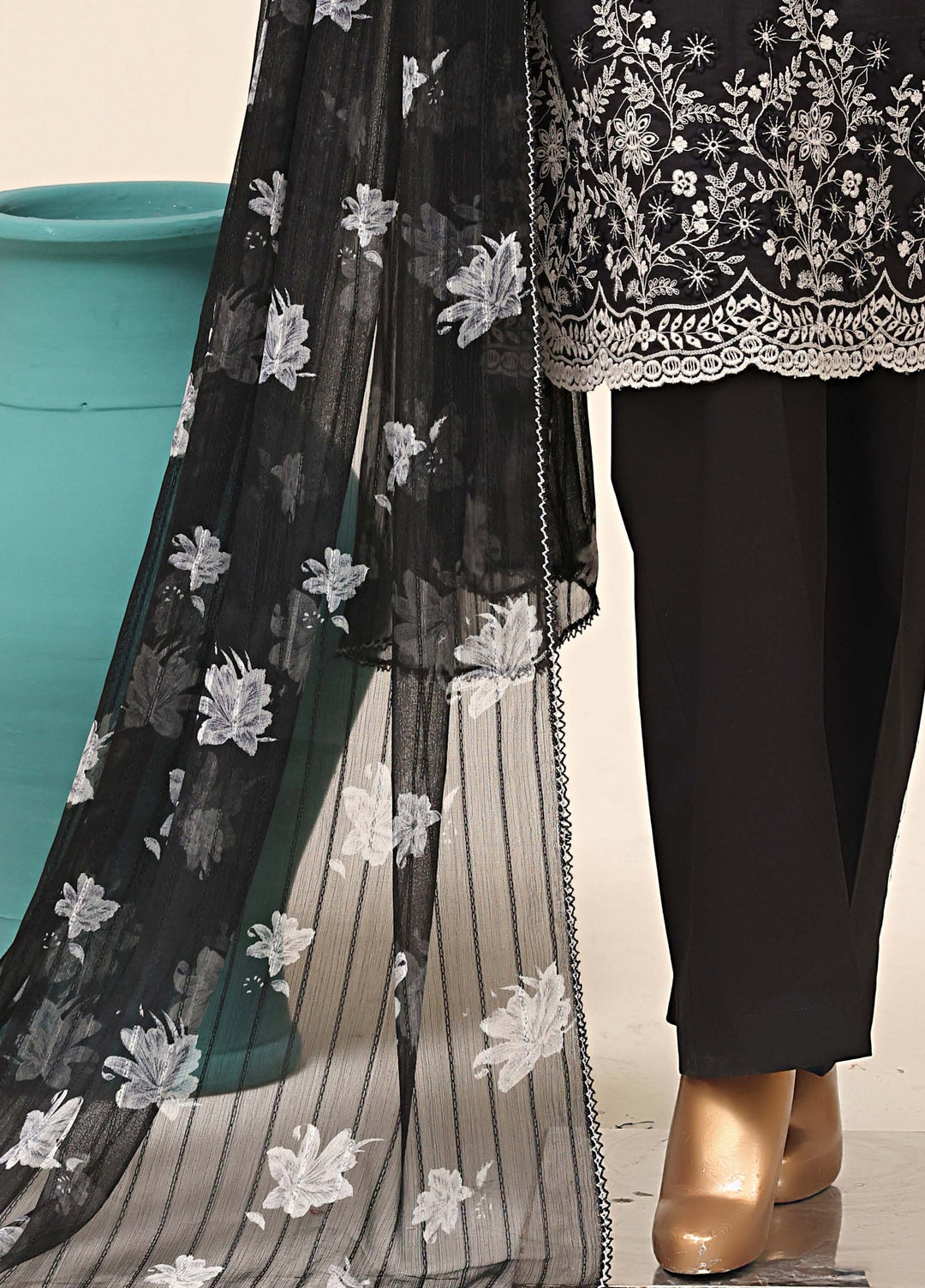 HZ Textiles RTW Chikankari Lawn 3 Piece Suit HZ26PCL BLACK MAGIC SBE-3P-073 - Casual Collection