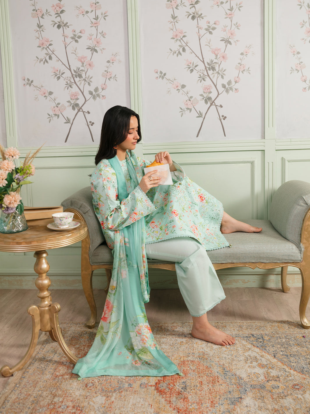 The Meetup by Yards Unstitched Embroidered Lawn 3 Piece Suit Calm Presence Casual Collection