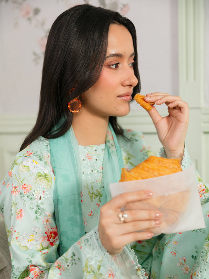 The Meetup by Yards Unstitched Embroidered Lawn 3 Piece Suit Calm Presence Casual Collection