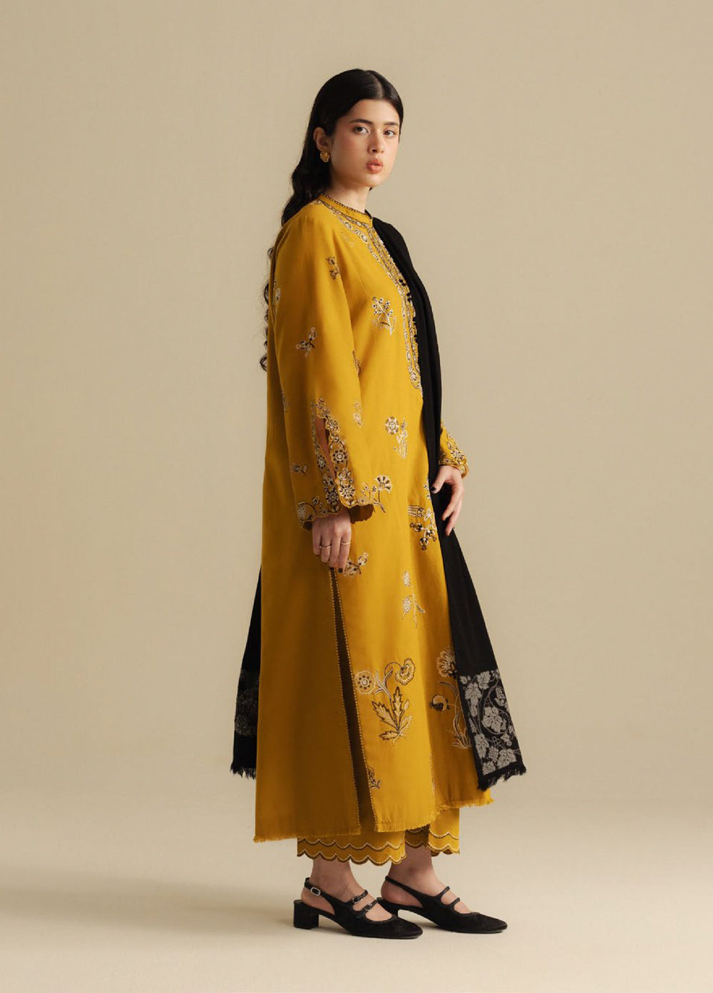 Coco by Zara Shahjahan Unstitched Winter Khaddar Embroidered Suits 3 Piece CZS25WU D-05 A Dawn - Winter Collection