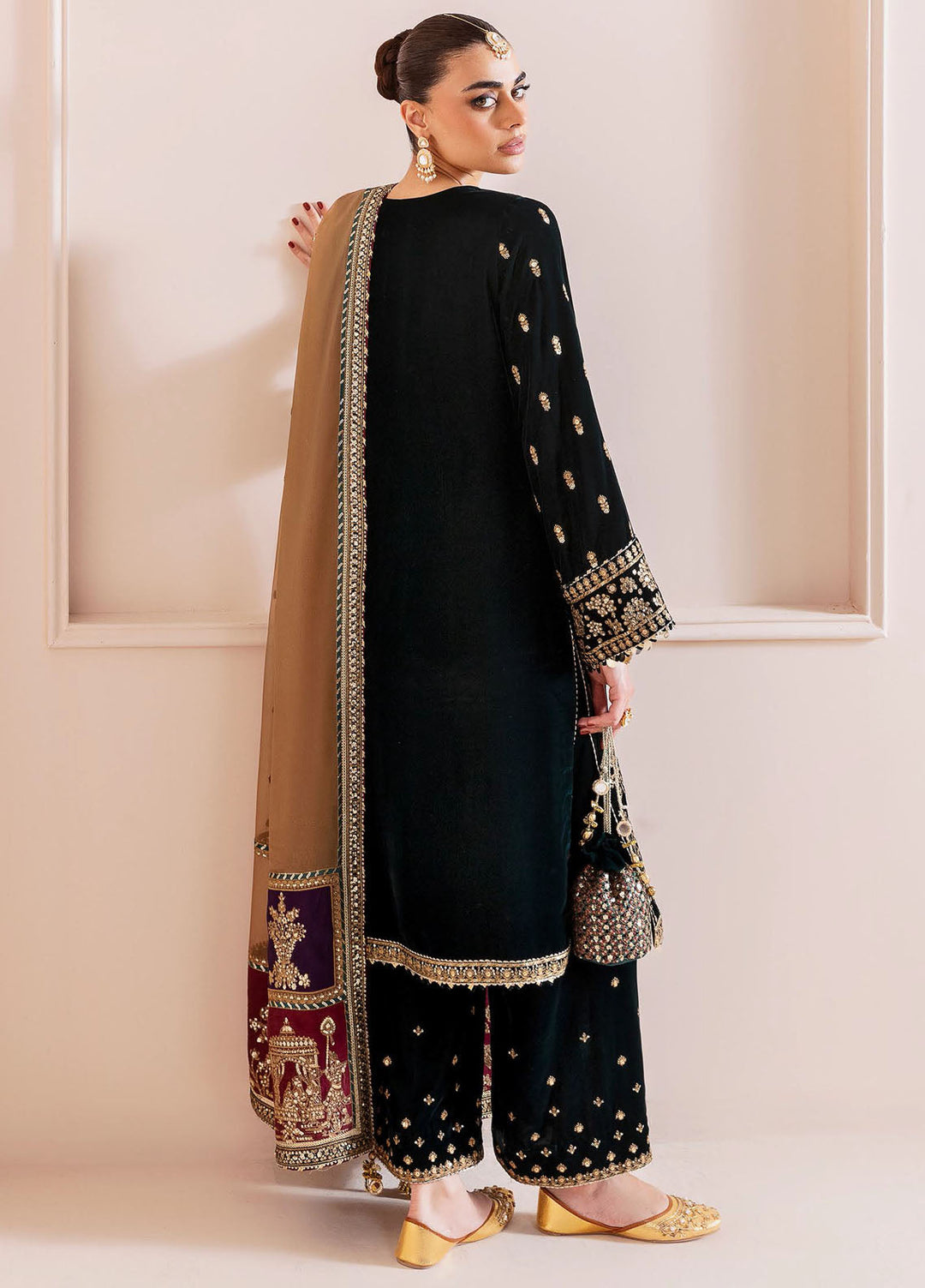 Jazmin Embroidered Velvet Suits Unstitched 3 Piece JZ25CU Cvf D-01 Raani - Formals Collection