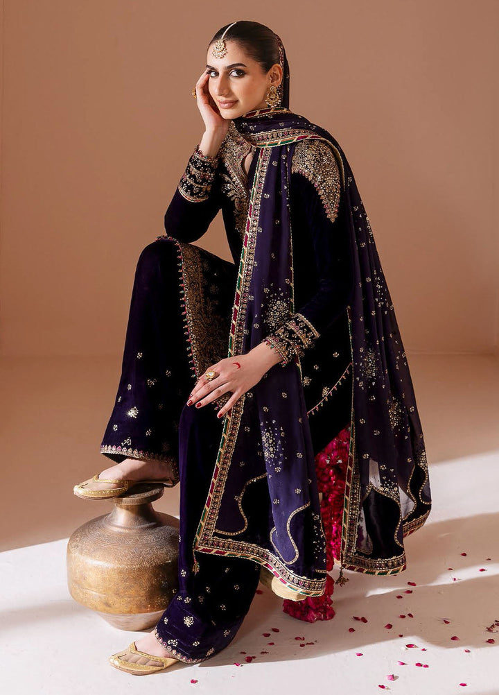 Jazmin Embroidered Velvet Suits Unstitched 3 Piece JZ25CU Cvf D-08 Nilofer - Formals Collection