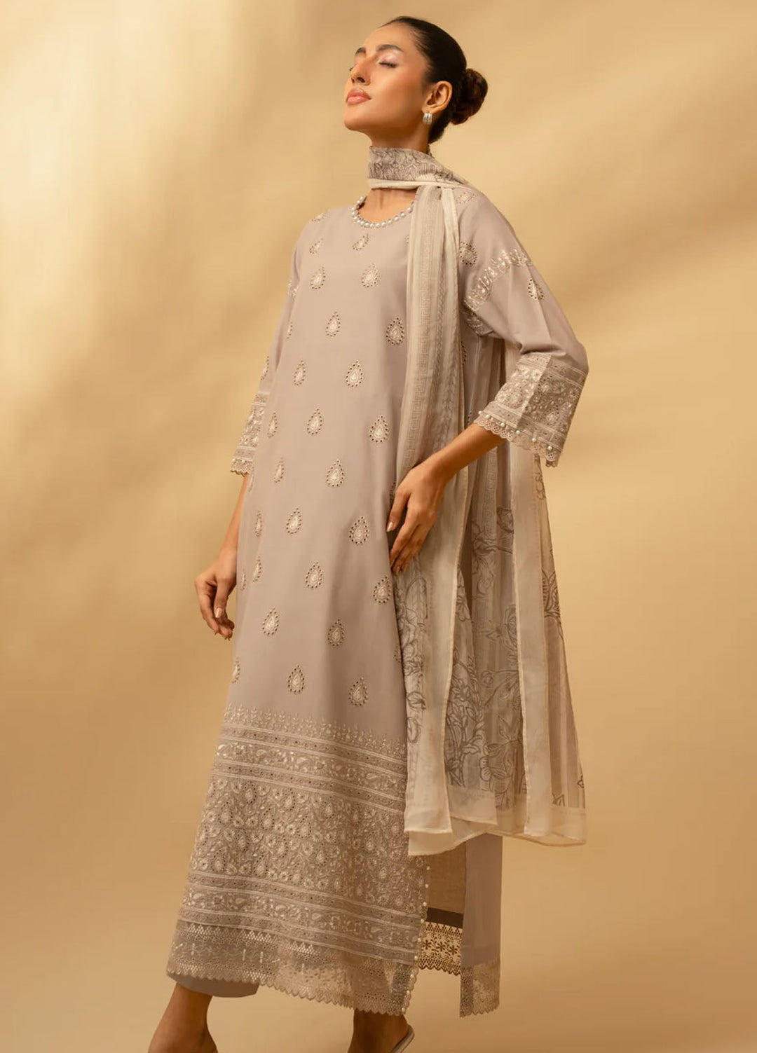 Zouj Chikankari Lawn Suits Unstitched 3 Piece ZJ25CL D-07 Frosted Silver - Summer Collection
