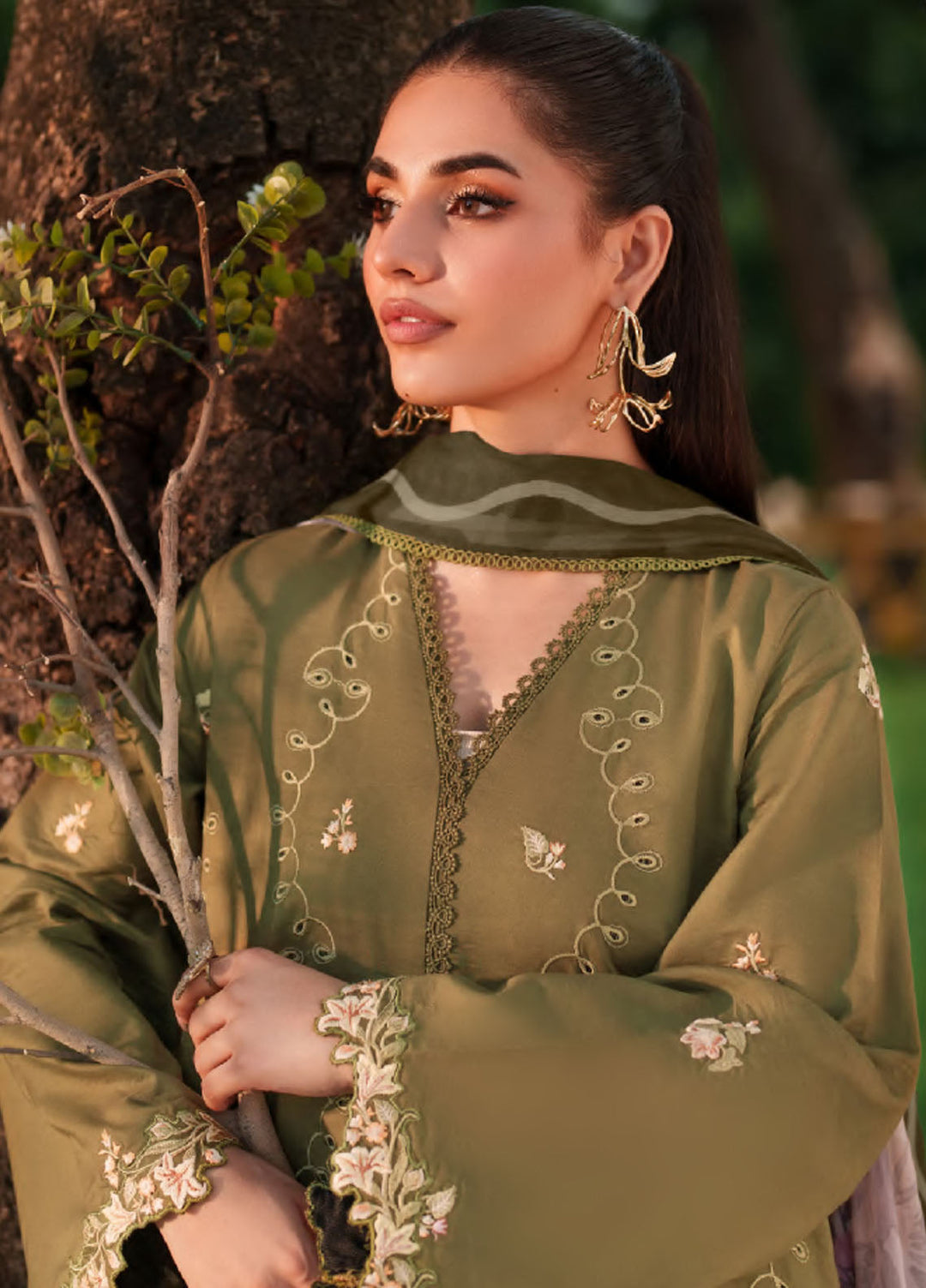 Eden by Asifa Nabeel Embroidered Cambric Suits Unstitched 3 Piece AN25ED ECC-09 Gardenia Grace- Winter Collection
