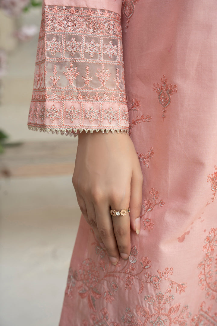Flora Muse by Ziara RTW Embroidered Lawn 3 Piece Suit Artisanal Eid Collection