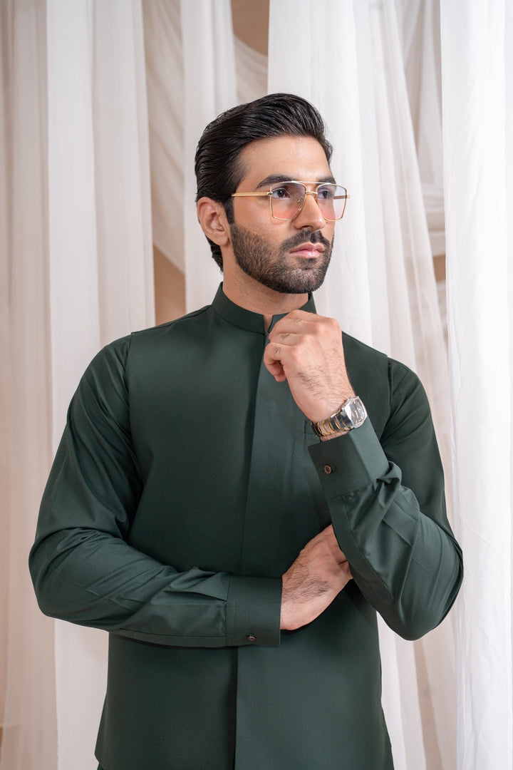 Muraqsh Ready To Wear Solids Cotton Men Bottle Green Luxury Blended Waistcoat Straigth Cut MUR-BGLBW - Summer Collection