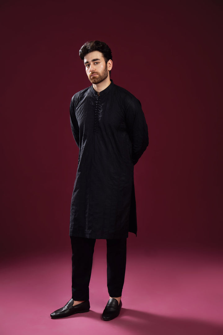 Muraqsh Ready To Wear   Men Black Luppi Falling Cotton Embroidered Kurta Trouser MUR-BLFCE - Summer Collection