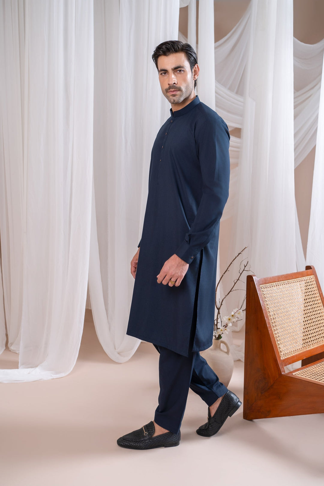 Muraqsh Ready To Wear Solids Cotton Men Navy Blue Kurta Trouser/Shalwar MUR-N-NHL - Summer Collection