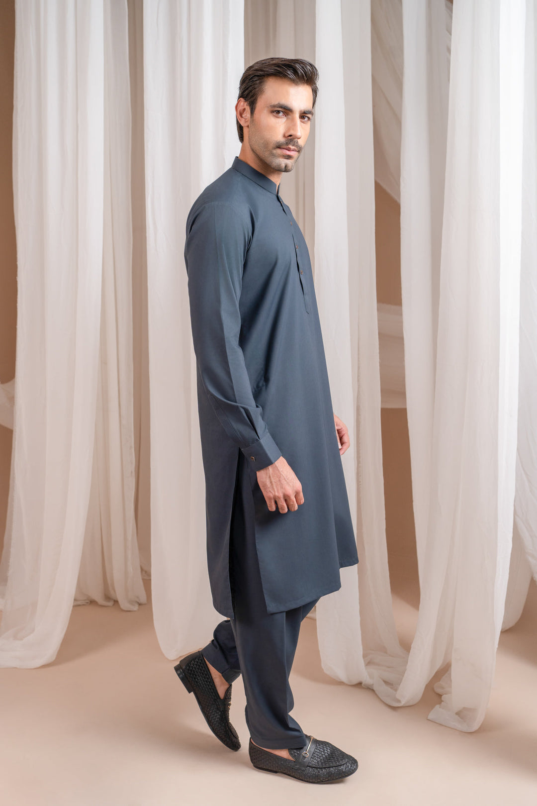 Muraqsh Ready To Wear Solids Cotton Men Charcoal Grey Kurta Trouser/Shalwar MUR-CGKT-KS - Summer Collection