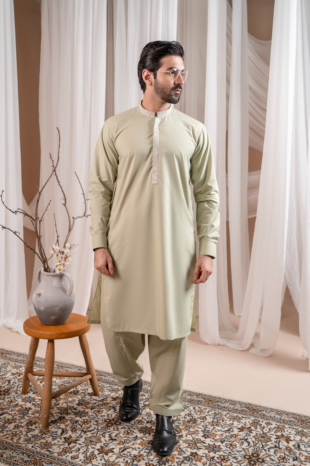 Muraqsh Ready To Wear Embroidered Cotton Men Formal Mint Green Kurta Shalwar Collar Neck MUR-FMGKS - Summer Collection