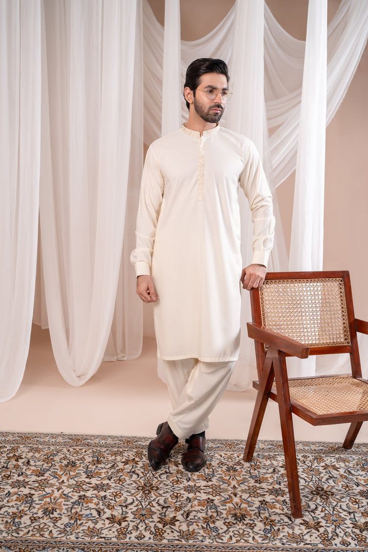 Muraqsh Ready To Wear Embroidered Bosky Men Formal Bosky White Kurta Shalwar Collar Neck MUR-FBWKS - Summer Collection