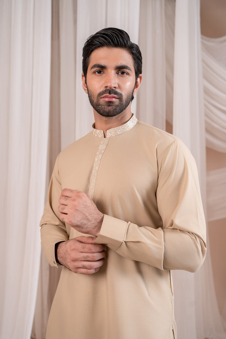 Muraqsh Ready To Wear Embroidered Cotton Men Formal Ivory Kurta Shalwar Collar Neck MUR-FIKS - Summer Collection