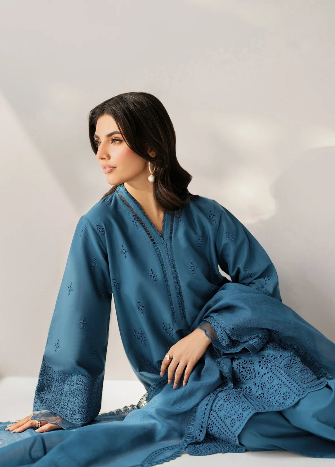 Le'essence by Xenia Formals Unstitched Embroidered Lawn 3 Piece Suit XE26UL D-06 Zayli - Summer Collection