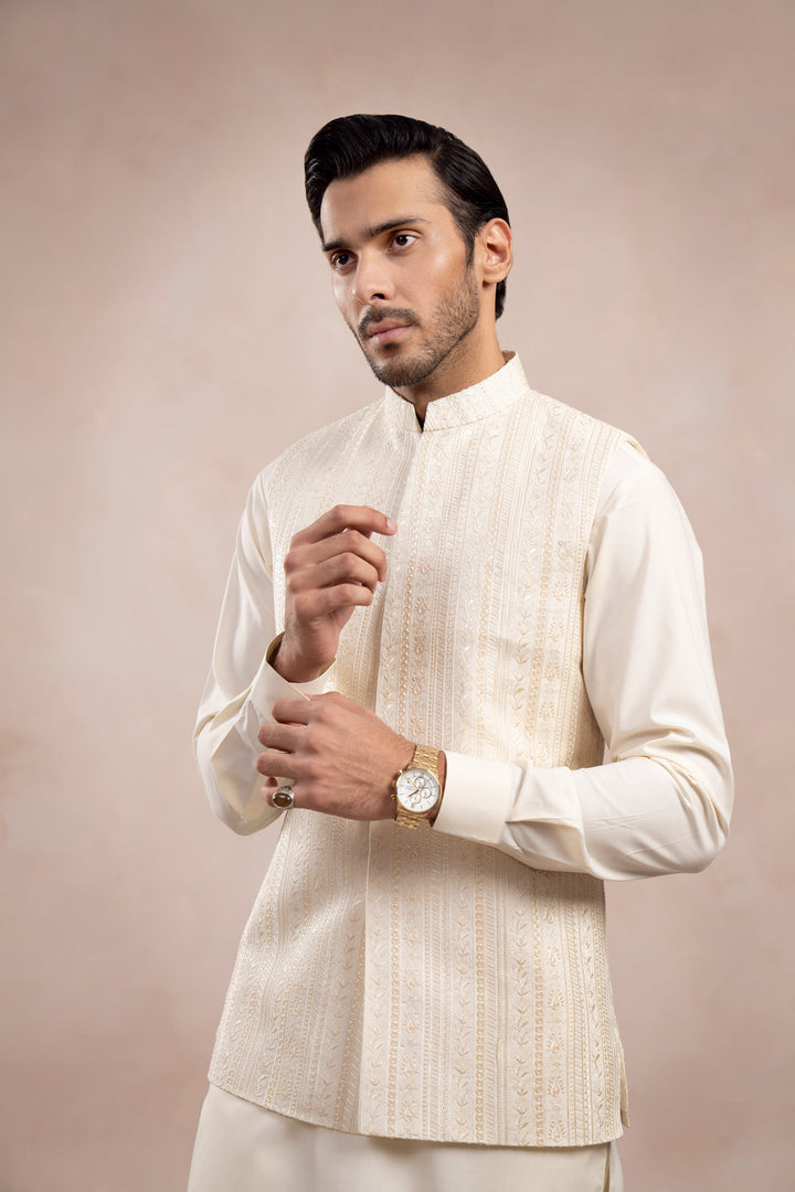 Muraqsh Ready To Wear Embroidered Bosky Men Bosky White Falling Waistcoat MUR-BWFEW - Summer Collection