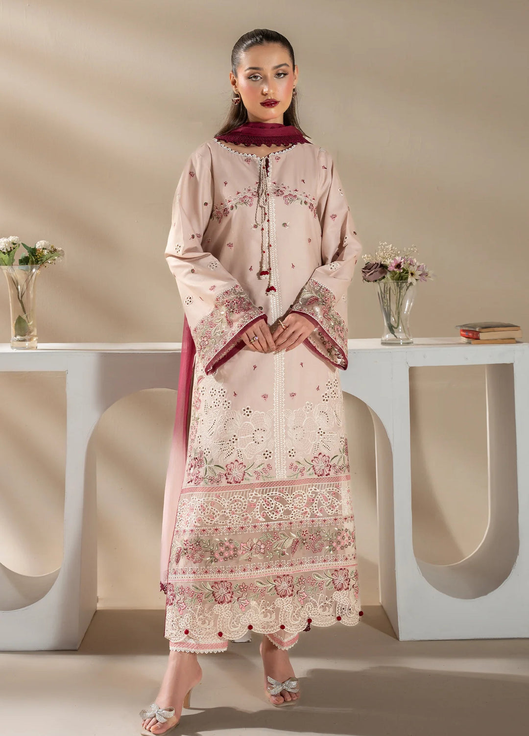 Uniluxe Unstitched Embroidered Lawn 3 Piece Suit LU00005 Peach Dust - Casual Collection