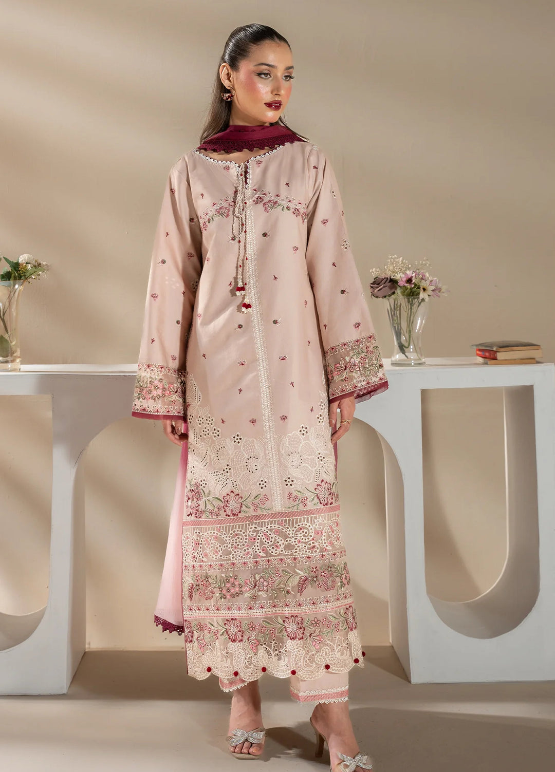Uniluxe Unstitched Embroidered Lawn 3 Piece Suit LU00005 Peach Dust - Casual Collection