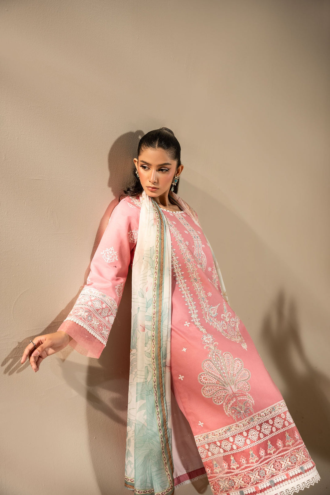 La Elise Women RTW Embroidered Lawn 3 Piece Suit P000154 Leia - Casual Collection