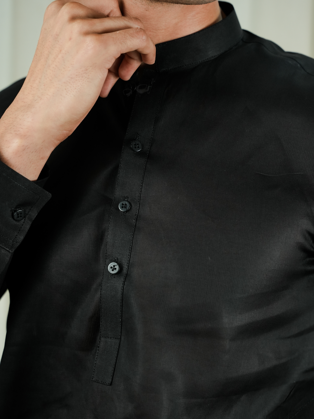 Shan-e-Sultan - شانِ سلطان Deep Black