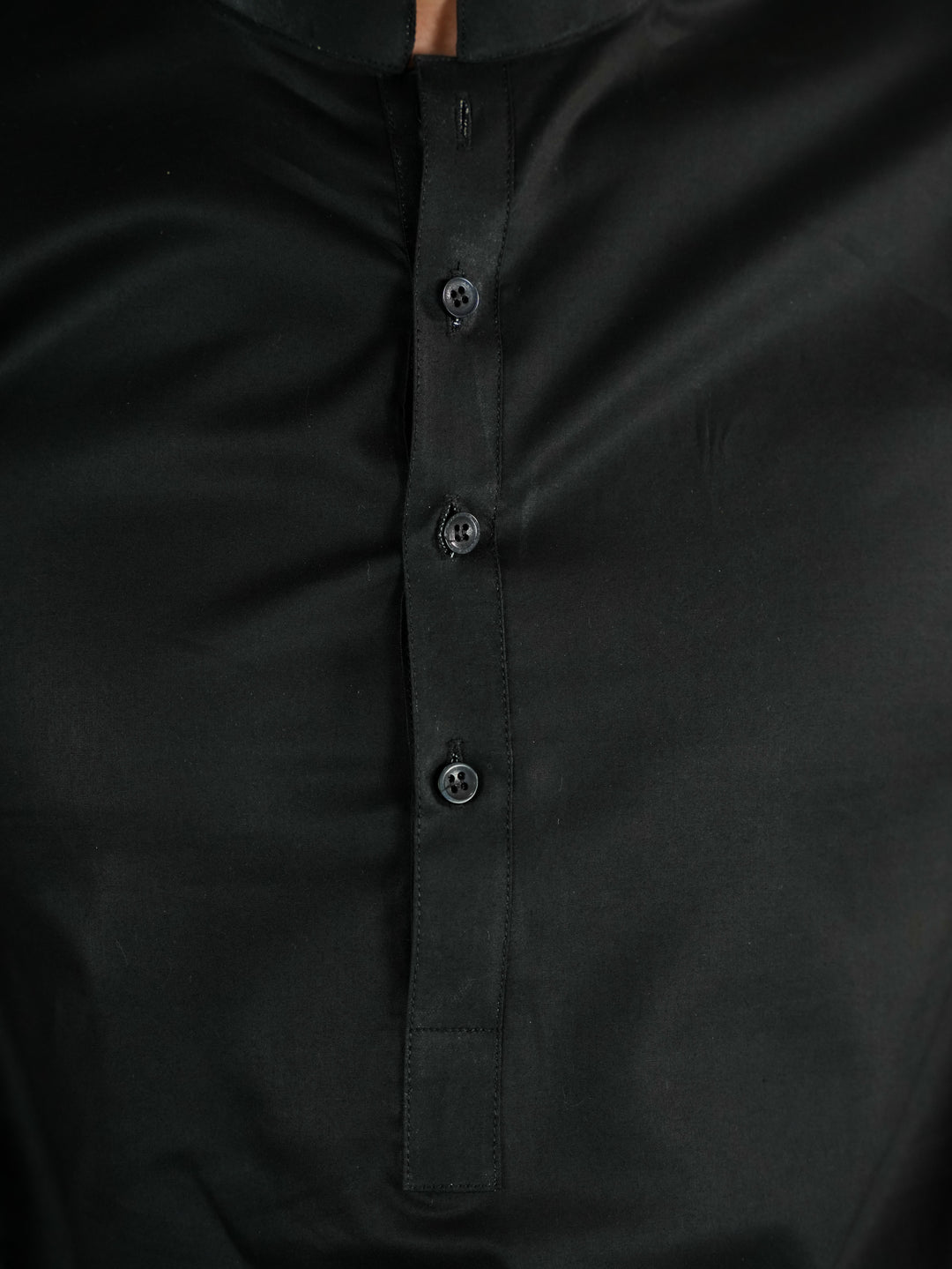 Mehr-e -Shab Pure Black
