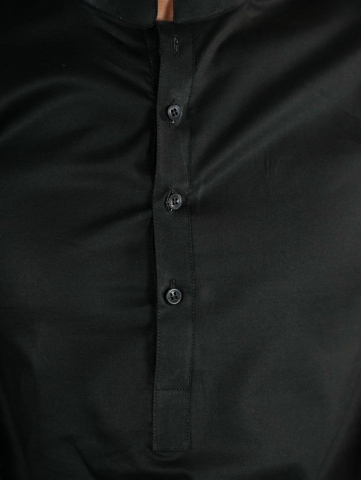 Mehr-e -Shab Pure Black