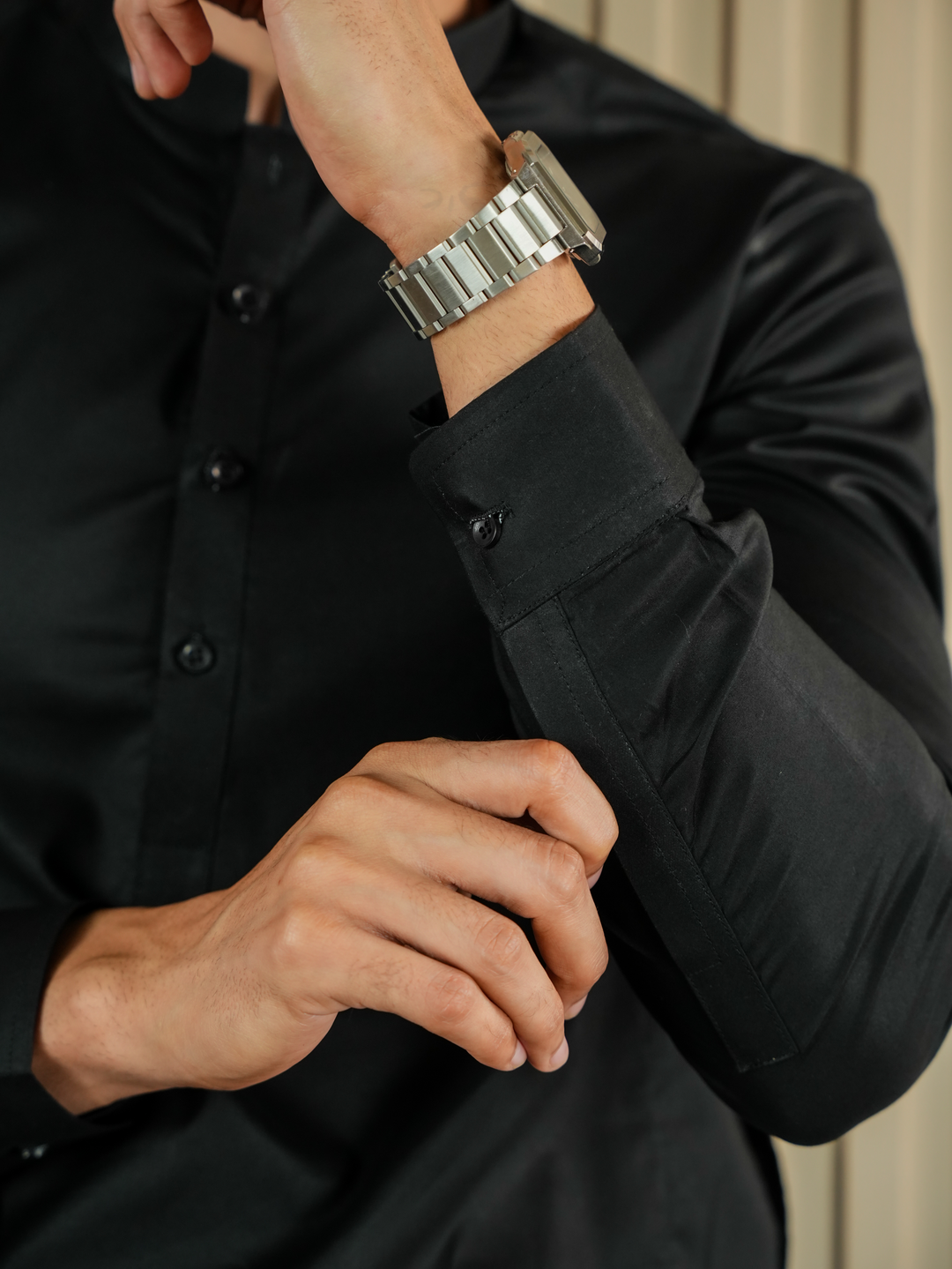 Mehr-e -Shab Pure Black