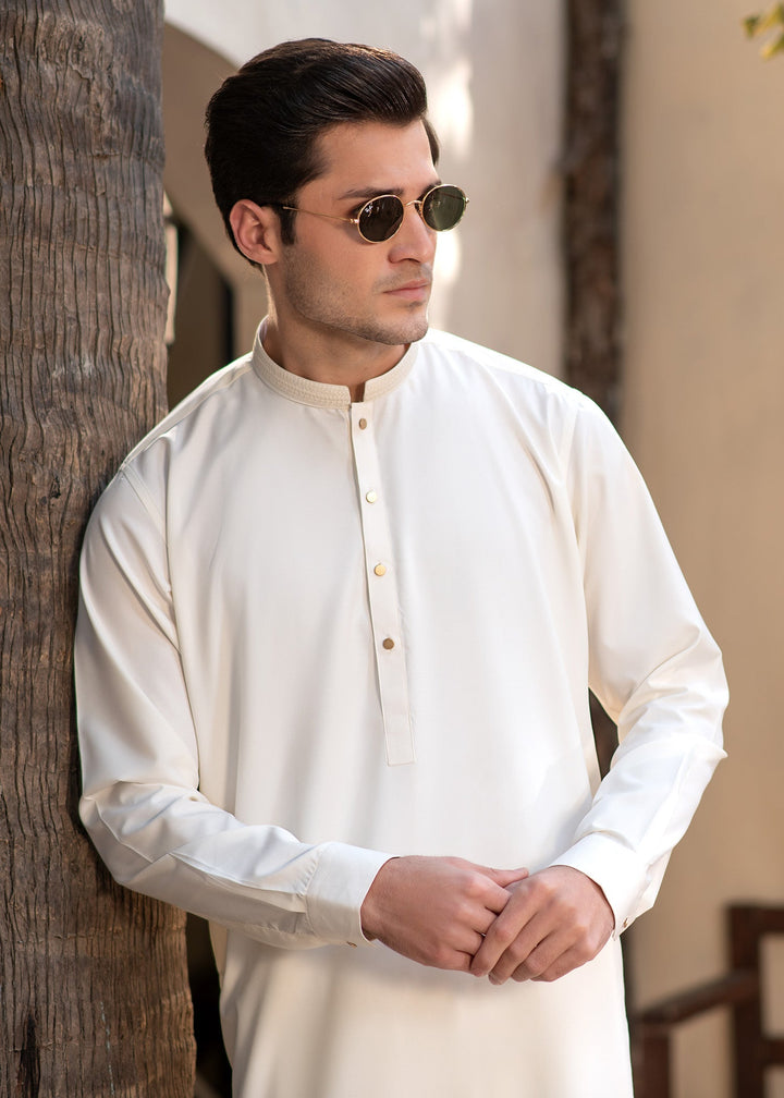 Rumi by Buraq Mens RTW Embroidered Boski 2 Piece Suit White Casual Collection