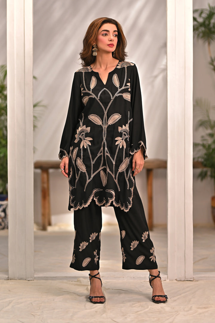 Dhaga Women Pret Printed 1 Piece Soft Crepe Novalyn SS25DSE120 - Summer Collection