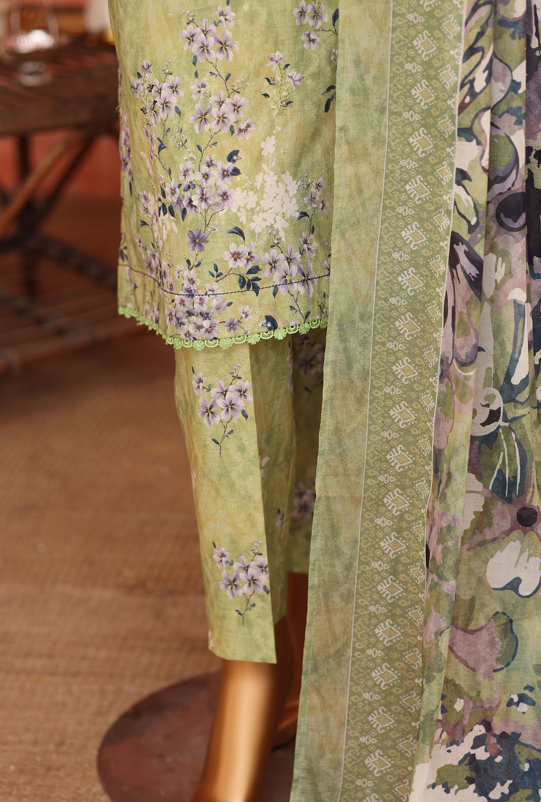 Elegant by HZ Textiles Unstitched Embroidered Lawn 3 Piece Suit EC-1052 Festive Collection