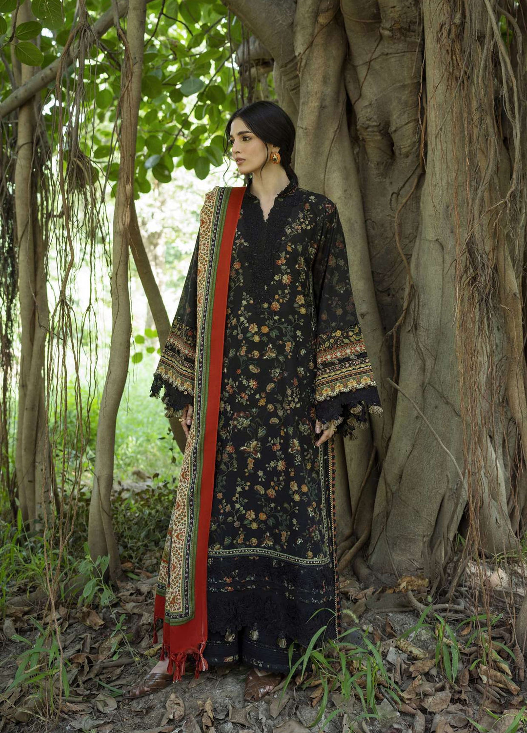Wilderness by Elaf Unstitched Printed Khaddar 3 Piece Suit EL26UW Noire EWR-8A - Winter Collection