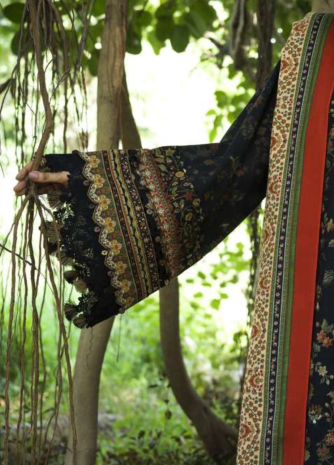 Wilderness by Elaf Unstitched Printed Khaddar 3 Piece Suit EL26UW Noire EWR-8A - Winter Collection