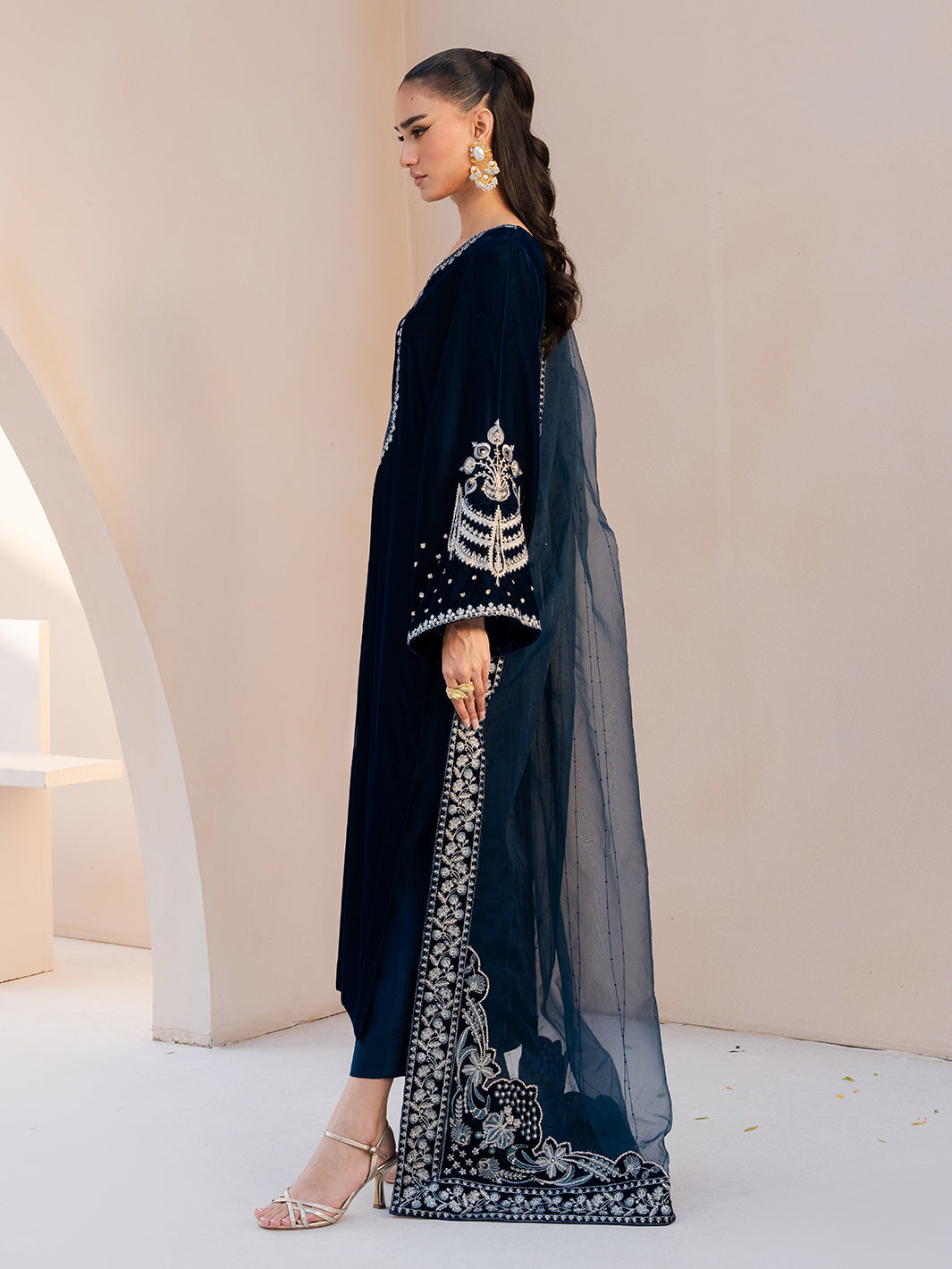 Le Tresor by Izel Pret Embroidered Velvet 3 Piece Suit Elora - Festive Collection
