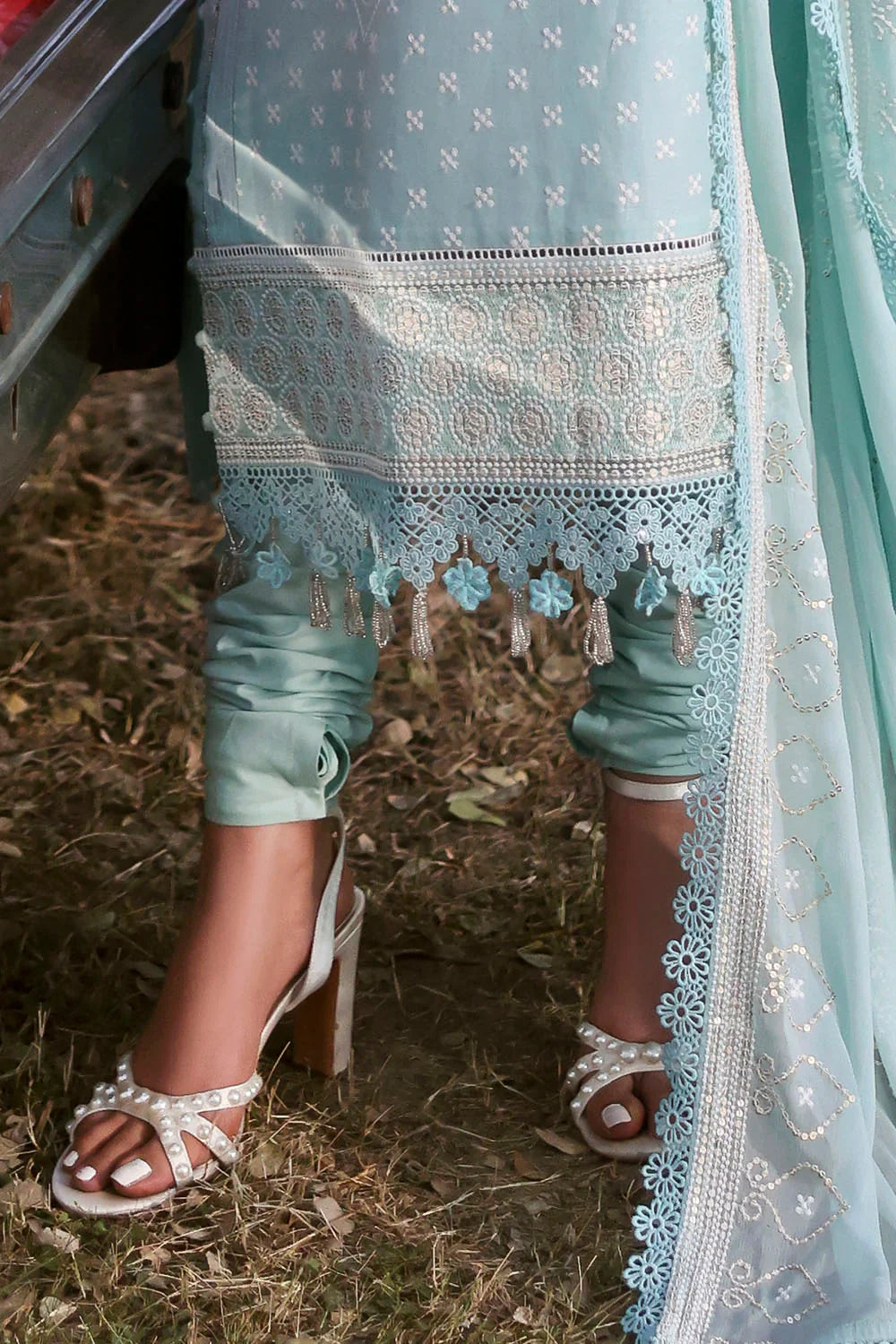 Gul Ahmed Unstitched Luxury Embroidered Lawn 3 Piece Suit GA26UGL KD-62001 - Festive Collection