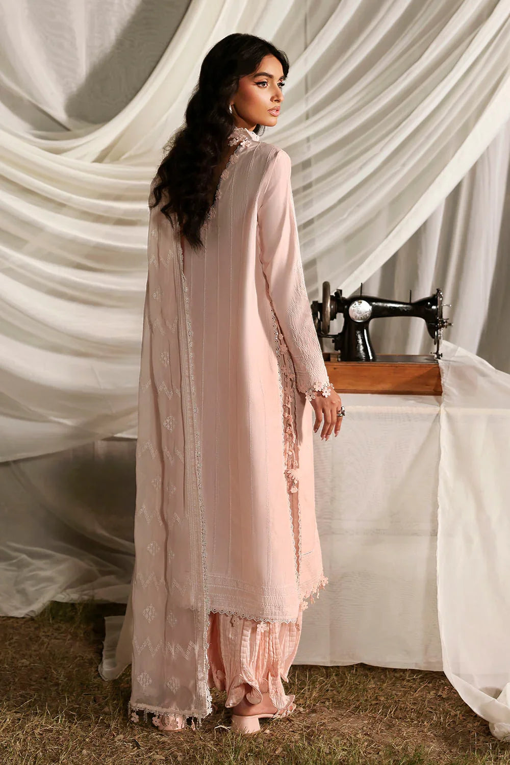 Gul Ahmed Unstitched Luxury Embroidered Lawn 3 Piece Suit GA26UGL KD-62002 - Festive Collection