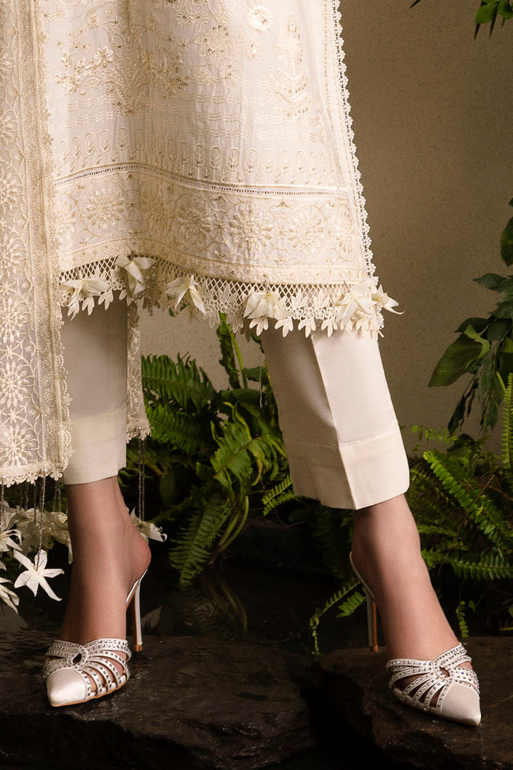 Slow Bloom by Gul Ahmed Unstitched Embroidered Lawn 3 Piece Suit GA26USB PM-62002 - Summer Collection