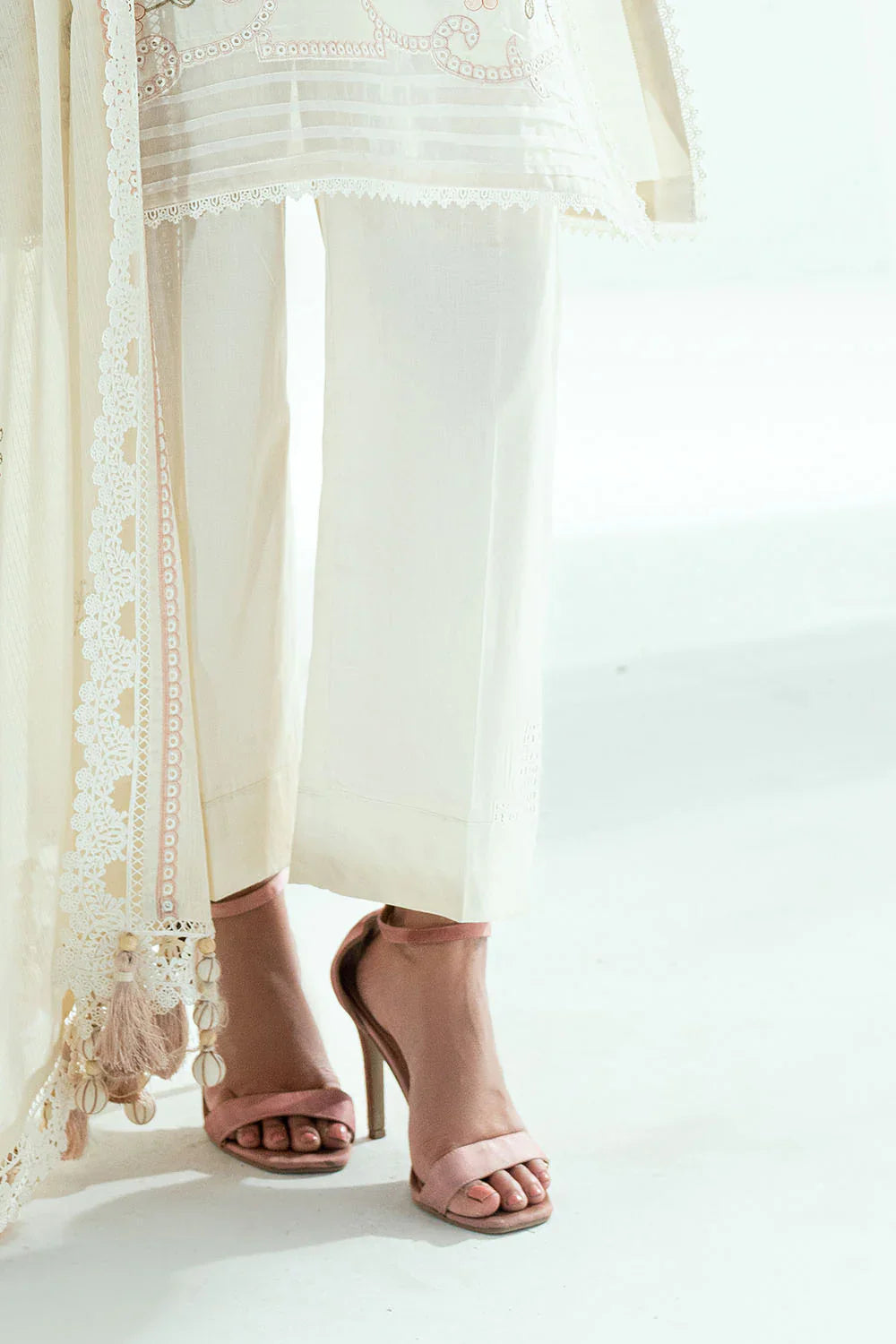 Mitti ki Khusboo by Gul Ahmed Unstitched Embroidered Lawn 3 Piece Suit GA26UMK DN-62036 - Summer Collection